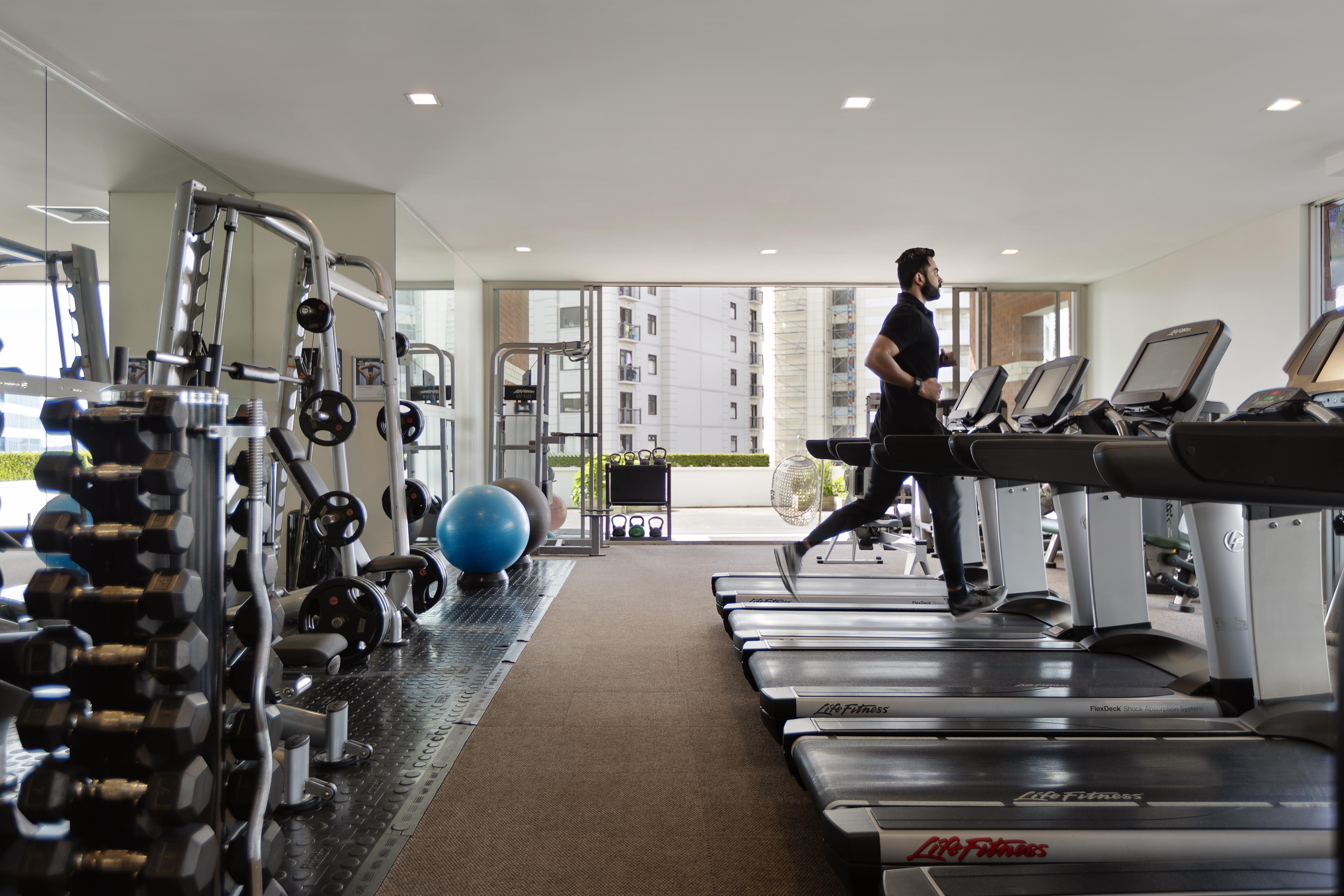 Pullman Auckland Hotel & Apartments Zewnętrze zdjęcie The gym at The Standard East Village