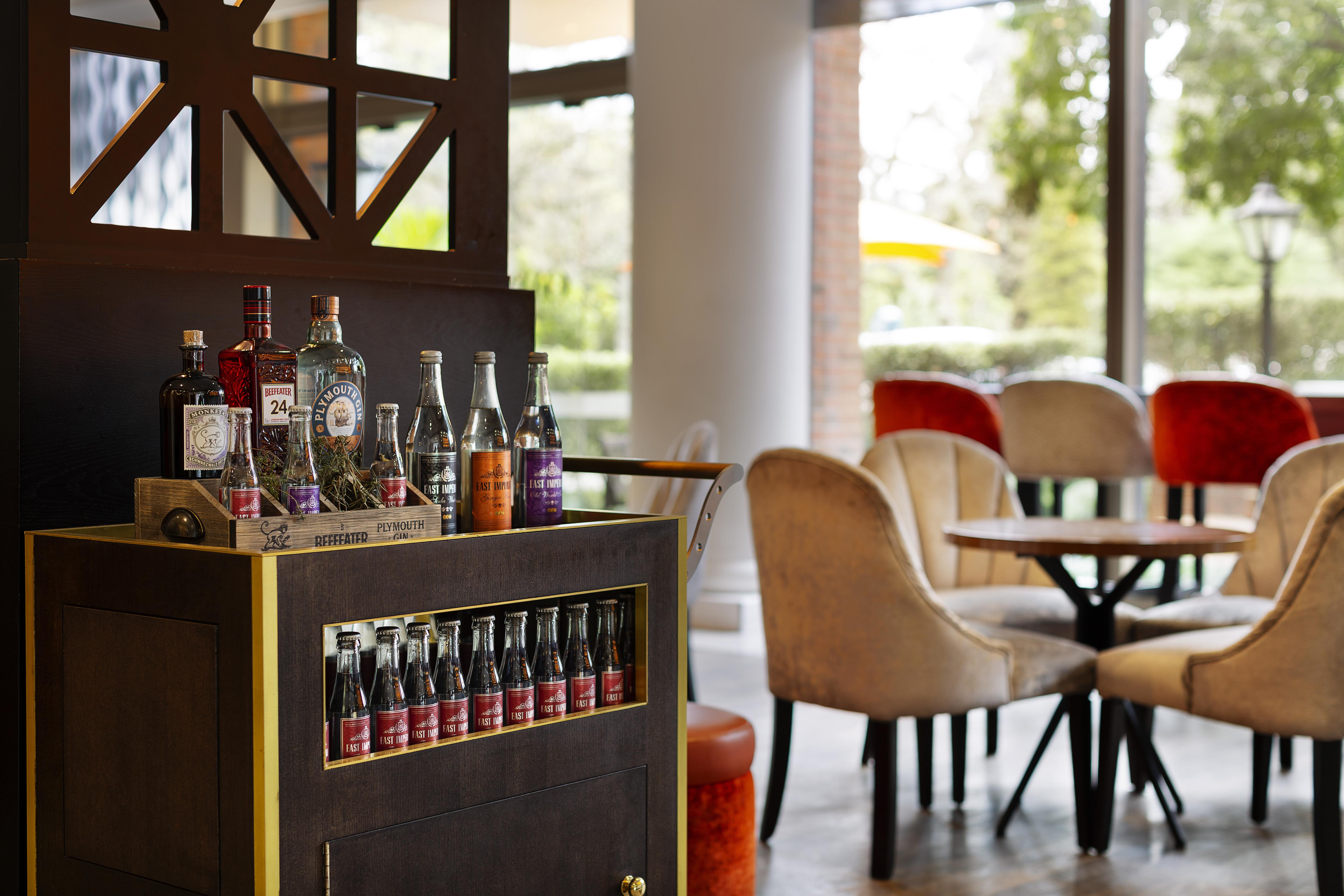 Pullman Auckland Hotel & Apartments Zewnętrze zdjęcie The bar at the hotel