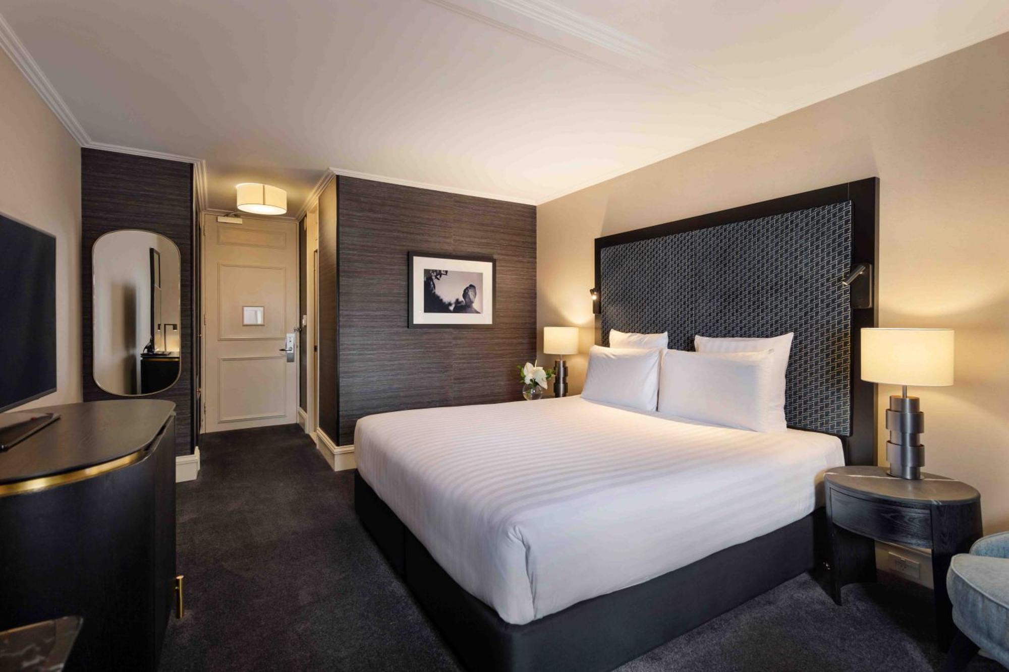 Pullman Auckland Hotel & Apartments Zewnętrze zdjęcie A bedroom at the hotel